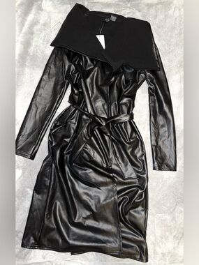 Windsor Black Faux Leather Wrap Trench Coat Jacket Women’s Small NWT